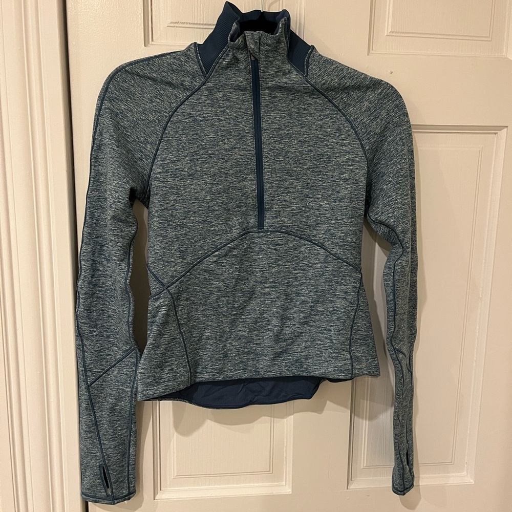 Lululemon cropped quarter zip